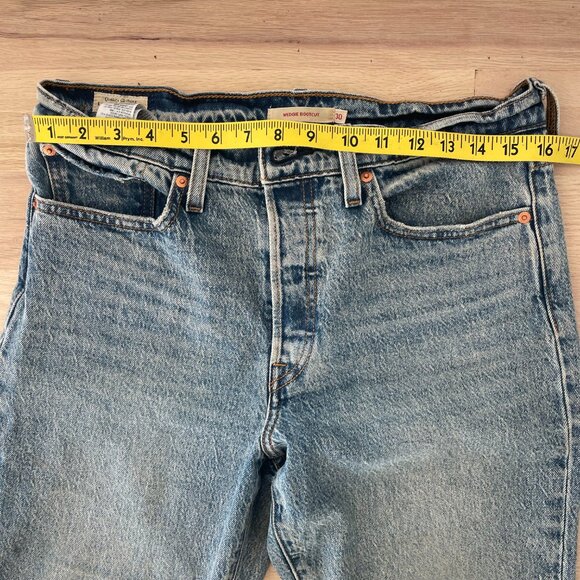 Levi's Wedgie Bootcut Jeans - Picture 6 of 9
